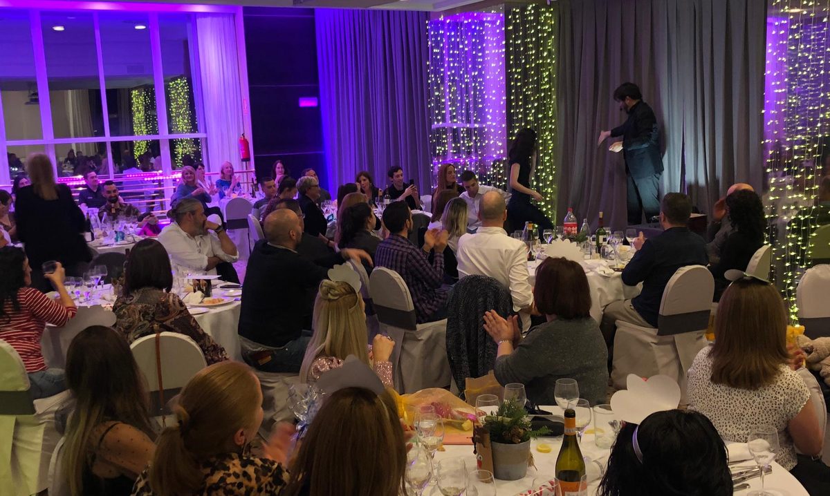 Mago para eventos corporativos, galas y presentaciones de producto